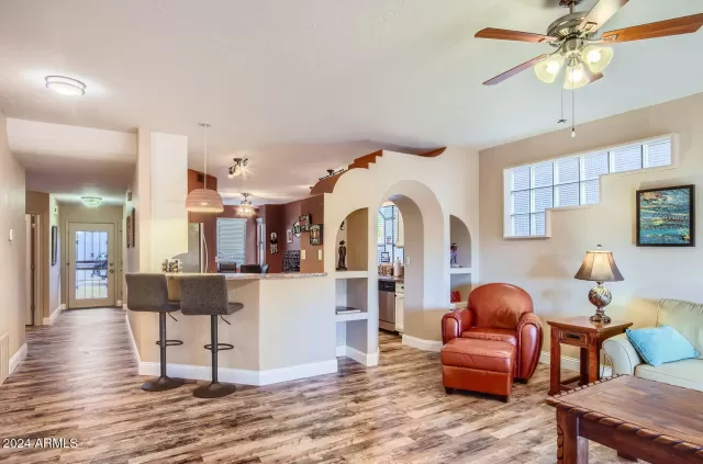 MLS: 6832712 Condo For Sale
