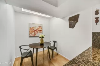 Photo #1: 6832716 Listing 