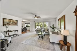 Photo #3: 6832716 Listing 