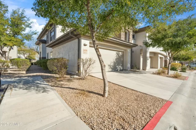 MLS: 6832717 Condo For Sale