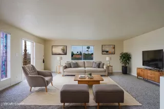 Photo #2: 6832786 Listing