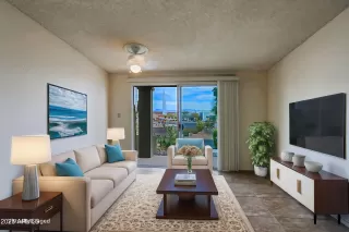 Photo #3: 6832790 Listing