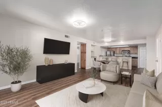 Photo #2: 6832821 Listing 