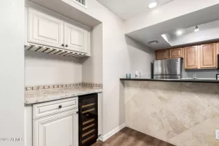 Photo #5: 6832821 Listing 