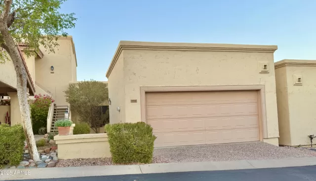 MLS: 6832898 Condo For Sale