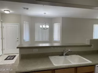 Photo #4: 6833237 Listing 