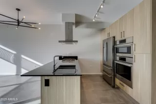 Photo #3: 6833240 Listing