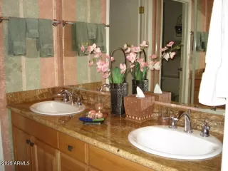 Photo #5: 6833249 Listing 