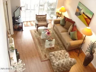 Photo #6: 6833249 Listing 