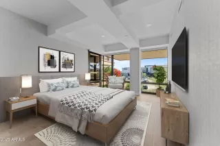 Photo #2: 6833357 Listing 