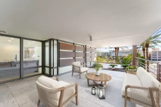 Photo #3: 6833357 Listing 