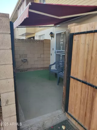 Photo #6: 6833430 Listing 