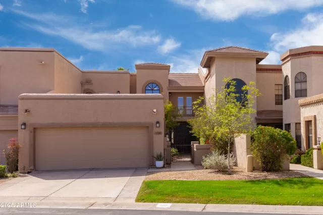 MLS: 6833802 Condo For Sale