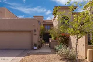 Photo #2: 6833802 Listing 
