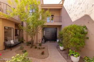 Photo #3: 6833802 Listing 