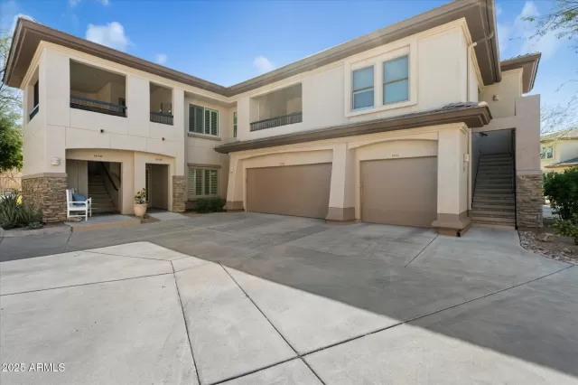MLS: 6833857 Condo For Sale