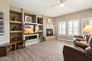 Photo #2: 6833857 Listing 