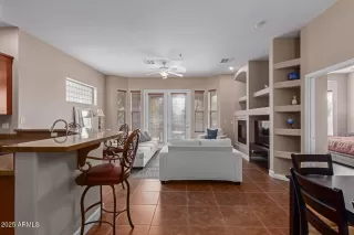 Photo #3: 6834298 Listing