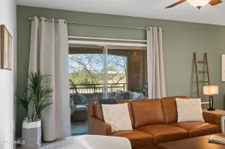 Photo #1: 6834658 Listing 