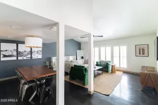 Photo #3: 6834680 Listing