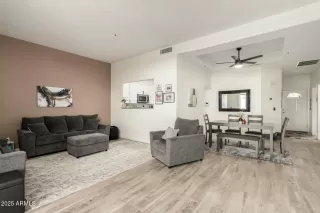 Photo #4: 6834786 Listing