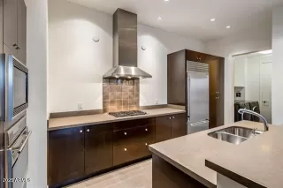 Photo #3: 6835217 Listing