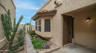 Photo #5: 6835247 Listing 