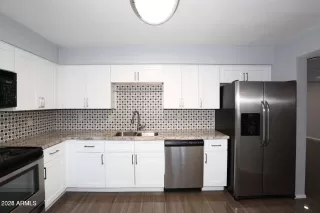 Photo #5: 6835338 Listing 