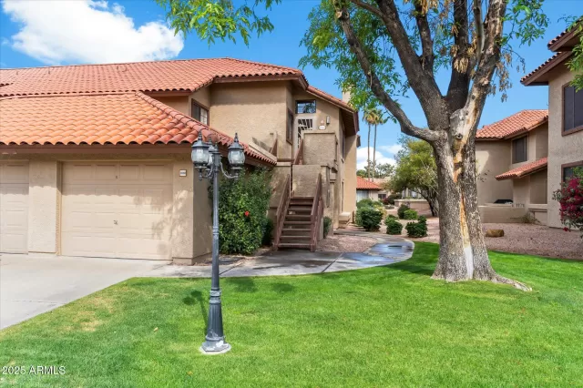 MLS: 6835343 Condo For Sale