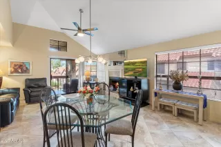 Photo #5: 6835343 Listing 