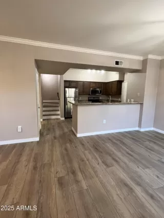 Photo #4: 6835344 Listing 