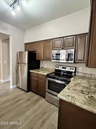 Photo #5: 6835344 Listing 