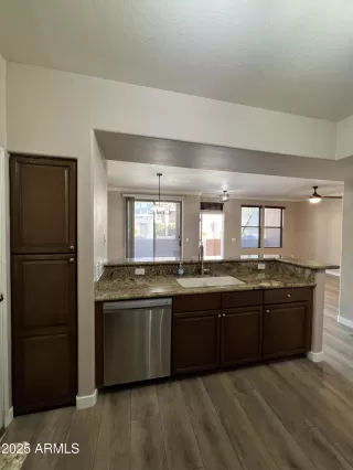 Photo #6: 6835344 Listing 