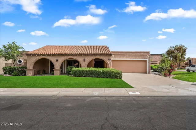 MLS: 6835440 Condo For Sale