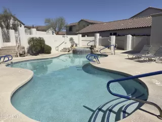 Photo #4: 6835483 Listing