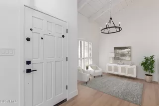 Photo #4: 6835540 Listing 