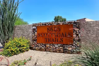 Photo #2: 6836019 Listing