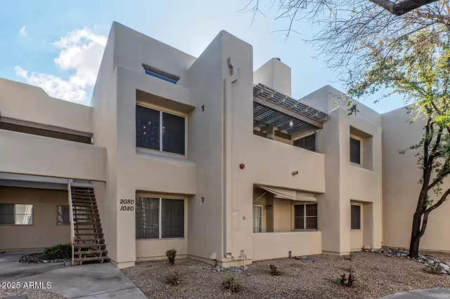 MLS: 6836215 Condo For Sale