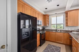 Photo #3: 6836363 Listing 