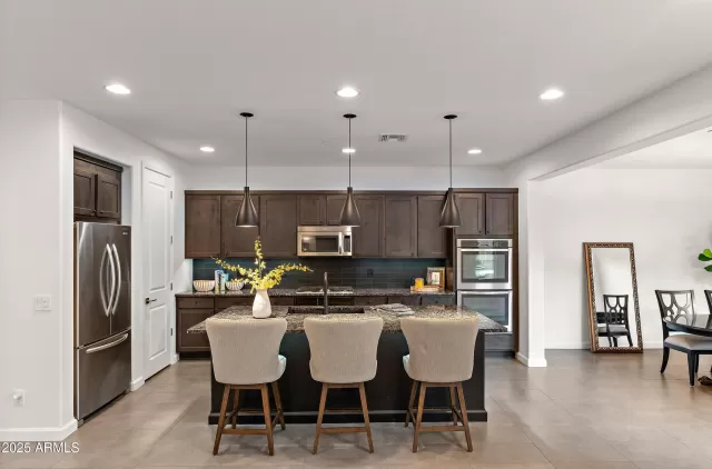 MLS: 6836590 Condo For Sale