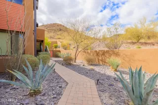 Photo #2: 6836818 Listing 