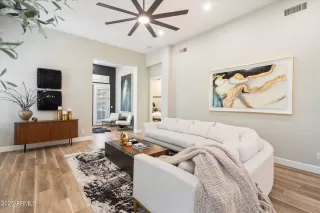 Photo #1: 6836843 Listing 