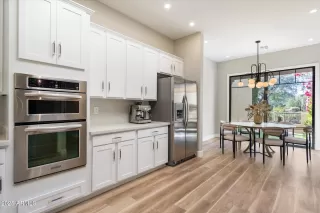 Photo #5: 6836843 Listing 