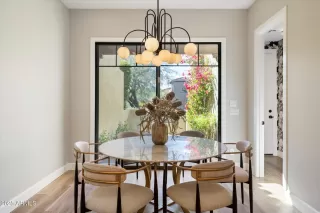 Photo #6: 6836843 Listing 