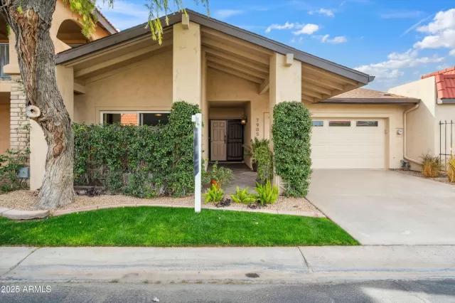 MLS: 6837306 Condo For Sale