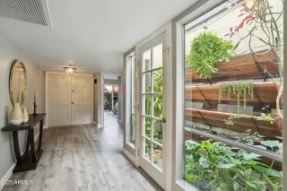 Photo #4: 6837306 Listing 