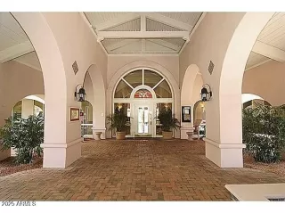 Photo #3: 6837342 Listing