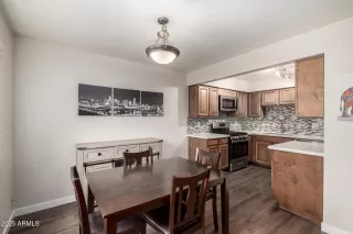 Photo #5: 6837372 Listing 