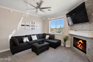 Photo #6: 6837534 Listing 