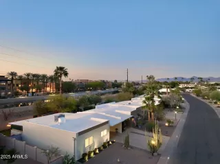 Photo #2: 6837803 Listing